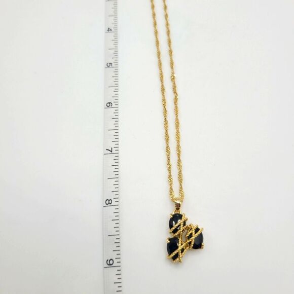 Charter Club necklace, Black stones, and goldtone hardware and chain - Picture 5 of 6